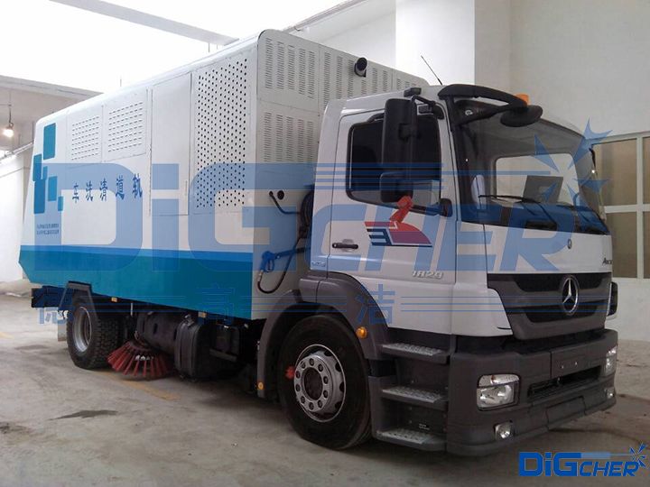 德高潔有軌電車槽型軌道專用清洗車